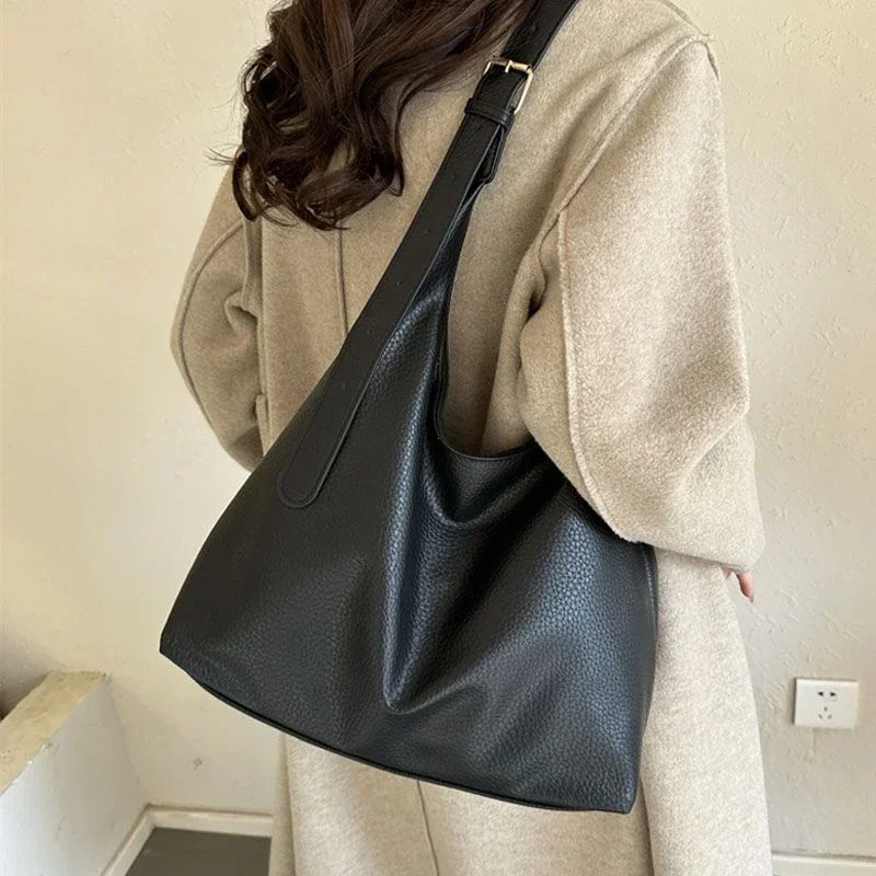 Women Bags Trend 2025 - Mode lederen draagtas voor dames 2025,