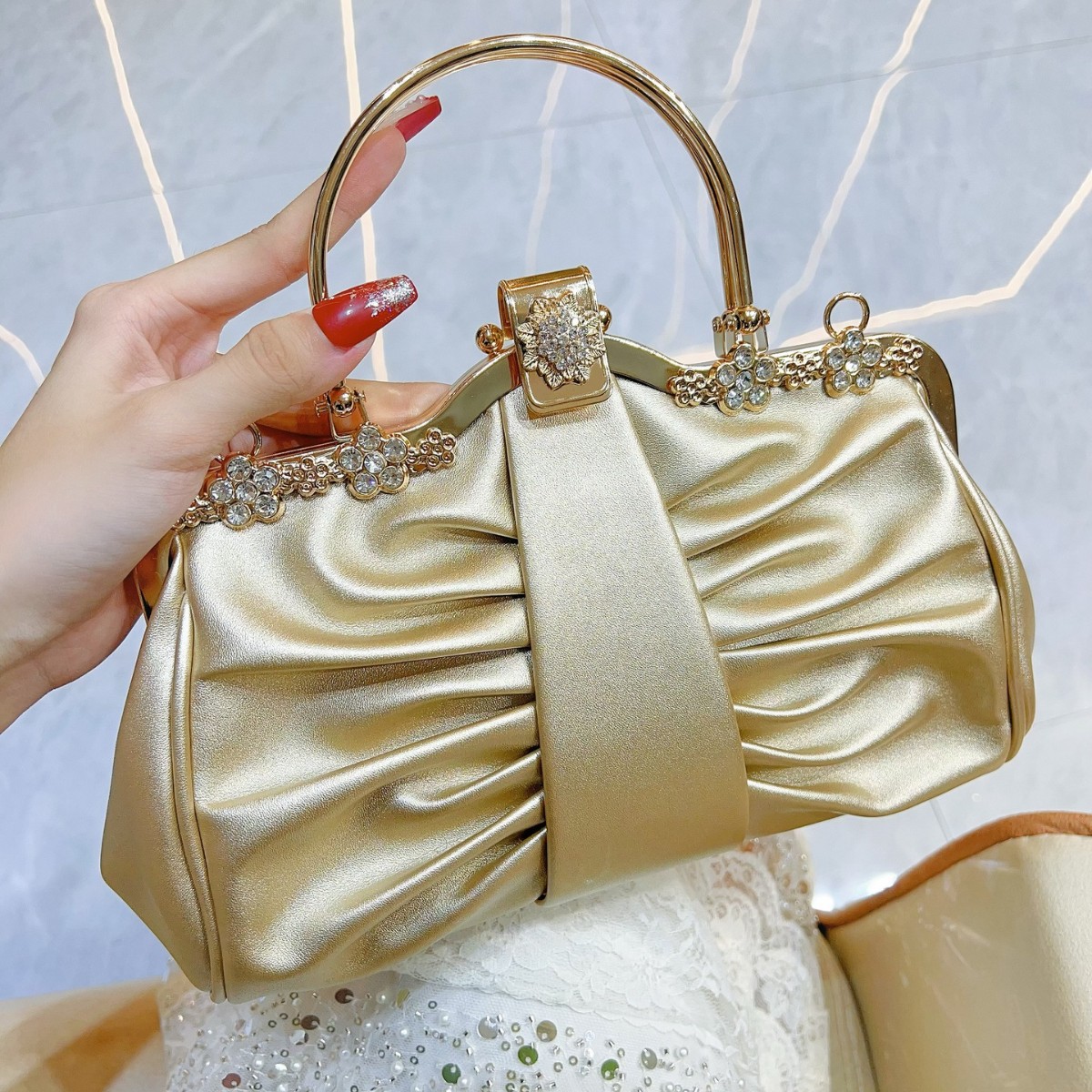 2025 Luxe High-end Party Cloud - Women Bags Trend 2025 recensie en prijs